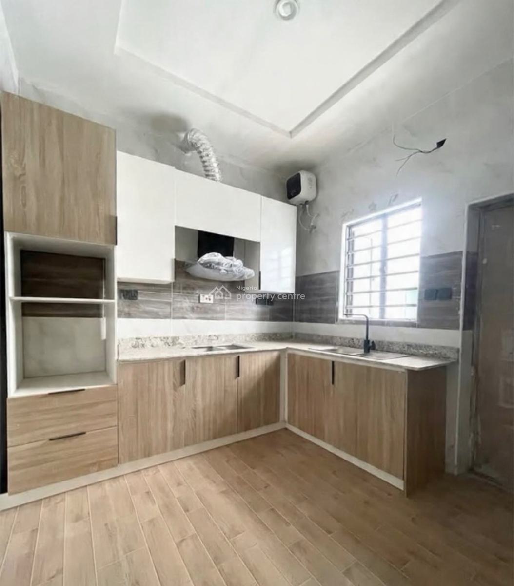 Luxury 2 Bedroom Apartment with Bq, Ilaje, Ilaje, Ajah, Lagos, Block of Flats for Sale