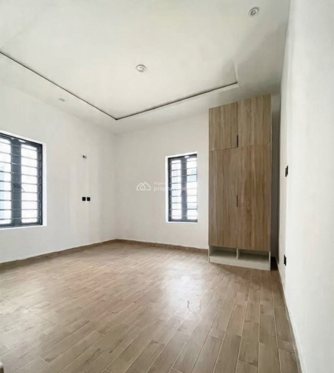 Luxury 2 Bedroom Apartment with Bq, Ilaje, Ilaje, Ajah, Lagos, Block of Flats for Sale