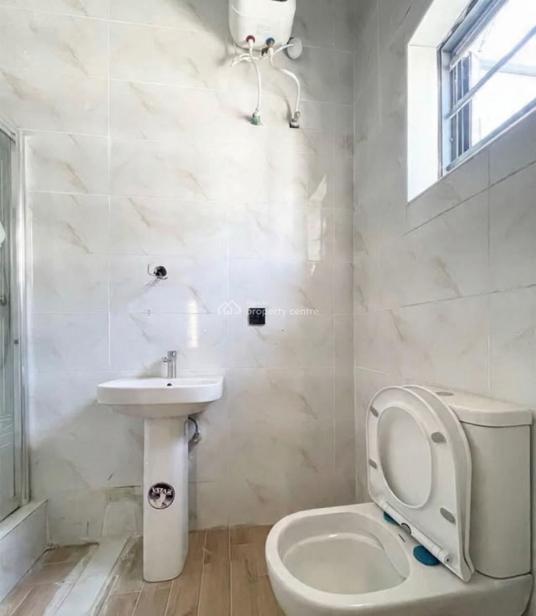 Luxury 2 Bedroom Apartment with Bq, Ilaje, Ilaje, Ajah, Lagos, Block of Flats for Sale