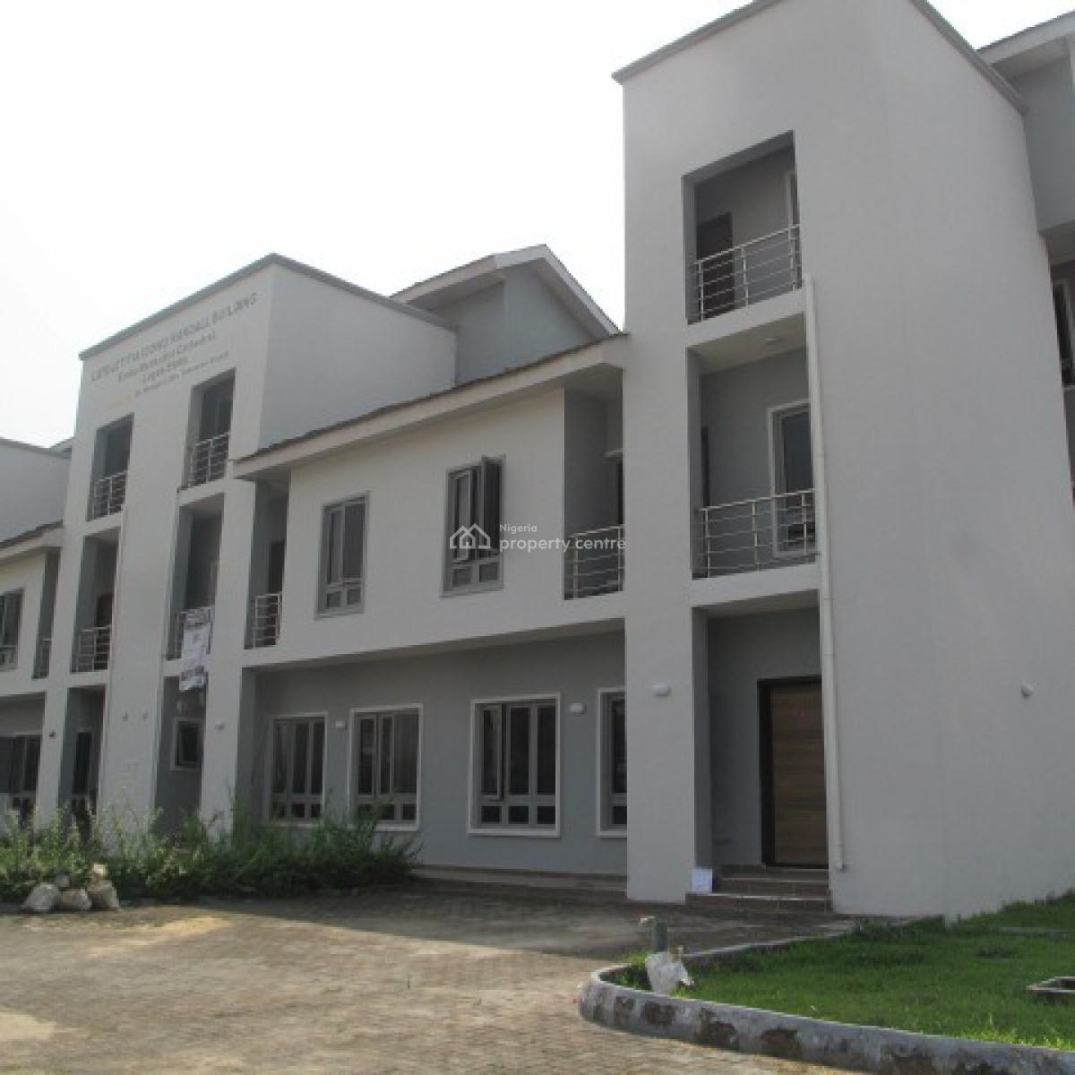 Beautiful Spacious Serviced 4bedrooms Terrace Duplex with Bq, Hi-life Estate, Ogombo Road, Abraham Adesanya Traffic, Ajah, Lagos, Terraced Duplex for Rent