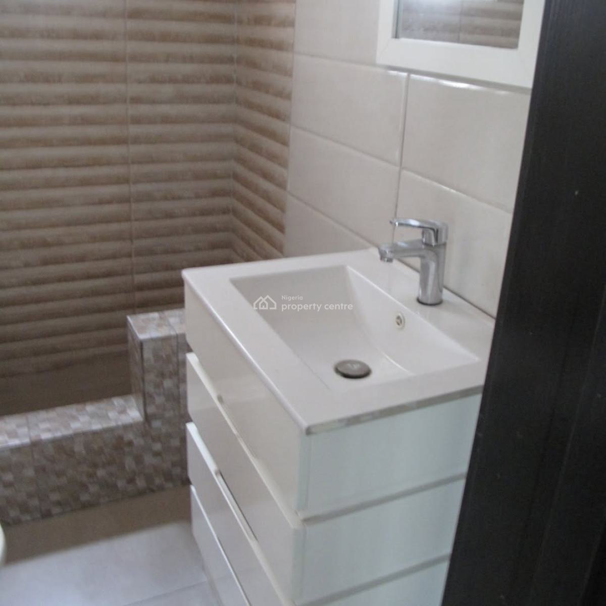 Beautiful Spacious Serviced 4bedrooms Terrace Duplex with Bq, Hi-life Estate, Ogombo Road, Abraham Adesanya Traffic, Ajah, Lagos, Terraced Duplex for Rent