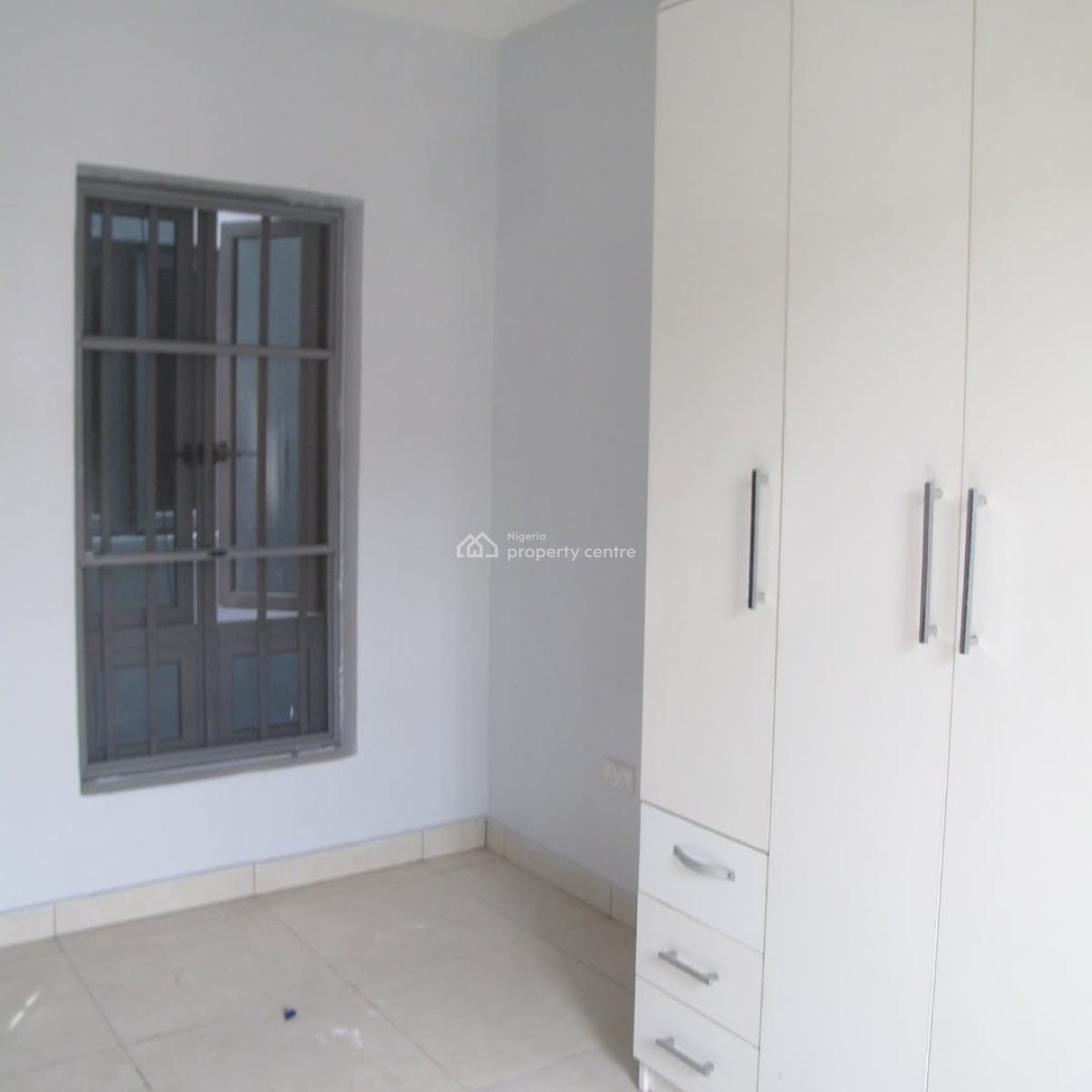 Beautiful Spacious Serviced 4bedrooms Terrace Duplex with Bq, Hi-life Estate, Ogombo Road, Abraham Adesanya Traffic, Ajah, Lagos, Terraced Duplex for Rent