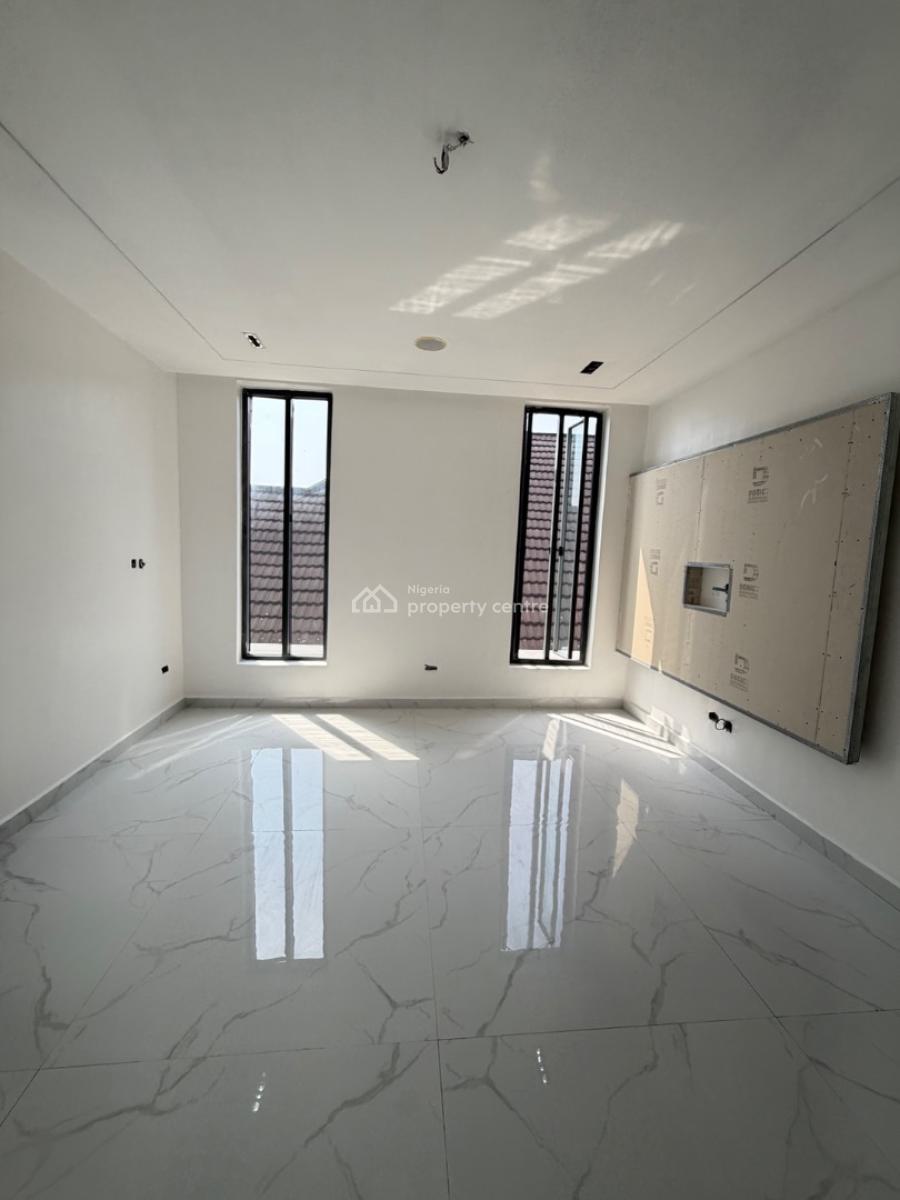 6bedroom Detached House in Osapa London Lekki, Secured Estate in Lekki, Osapa, Lekki, Lagos, Detached Duplex for Sale