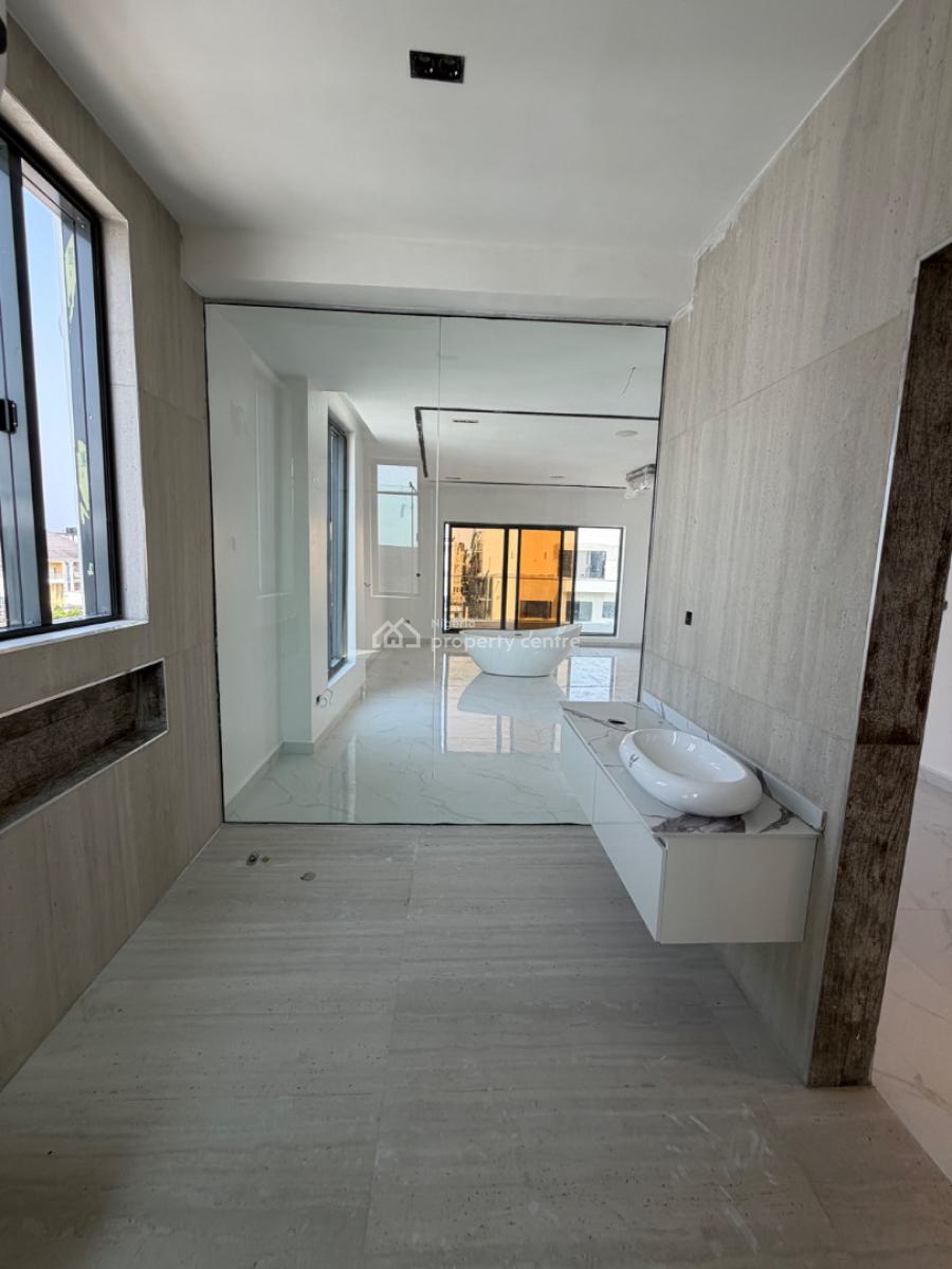 6bedroom Detached House in Osapa London Lekki, Secured Estate in Lekki, Osapa, Lekki, Lagos, Detached Duplex for Sale