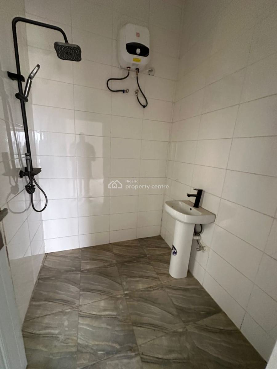 Massive 3 Bedroom Apartments & Massive Bq  Second Floor, After Berger Clinic, Life Camp, Abuja, Flat / Apartment for Sale