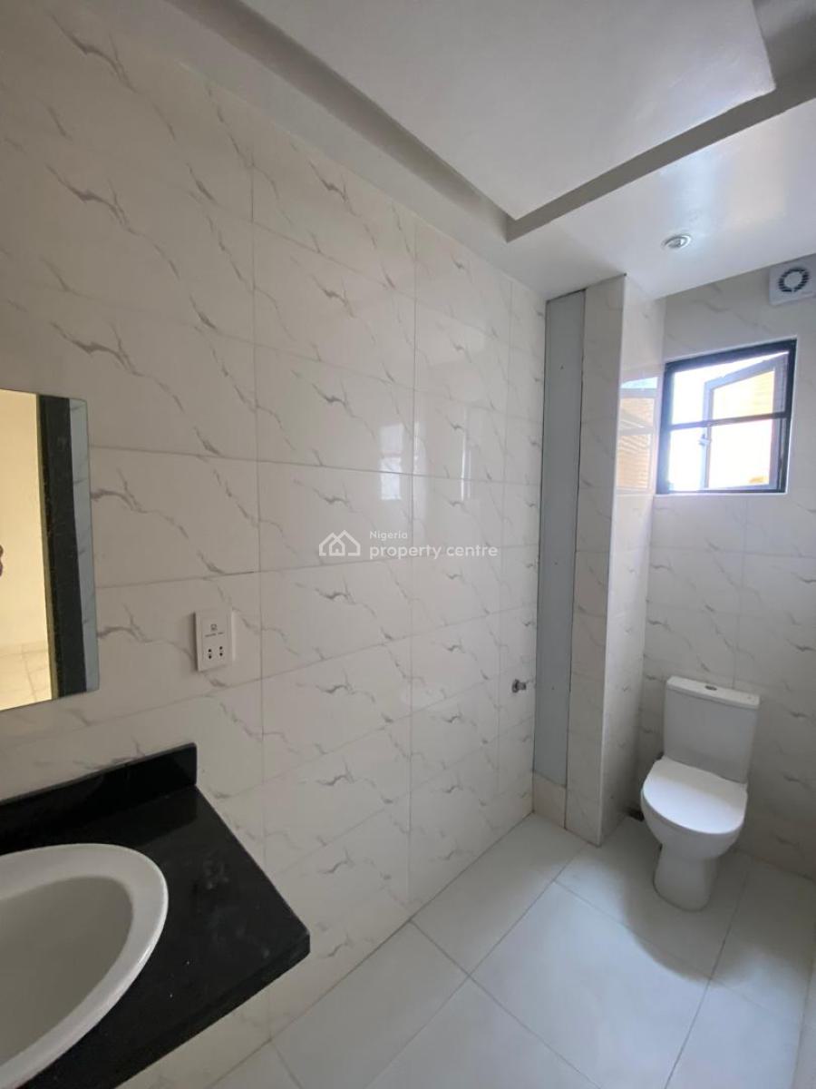 2 Bedroom Apartment with Elevator and Pool, Lekki Right, Lekki Phase 1, Lekki, Lagos, Flat / Apartment for Sale