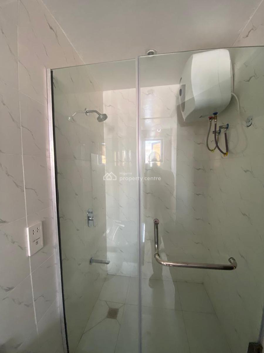 2 Bedroom Apartment with Elevator and Pool, Lekki Right, Lekki Phase 1, Lekki, Lagos, Flat / Apartment for Sale