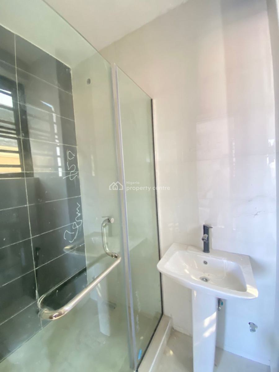 2 Bedroom, Ologolo, Lekki, Lagos, Flat / Apartment for Sale