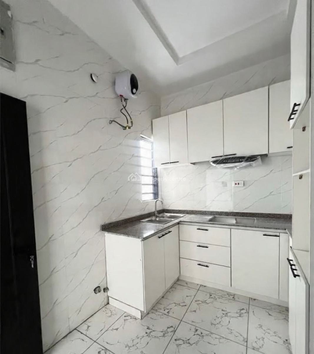 Luxury 1 Bedroom Apartment, Ilaje, Ilaje, Ajah, Lagos, Block of Flats for Sale