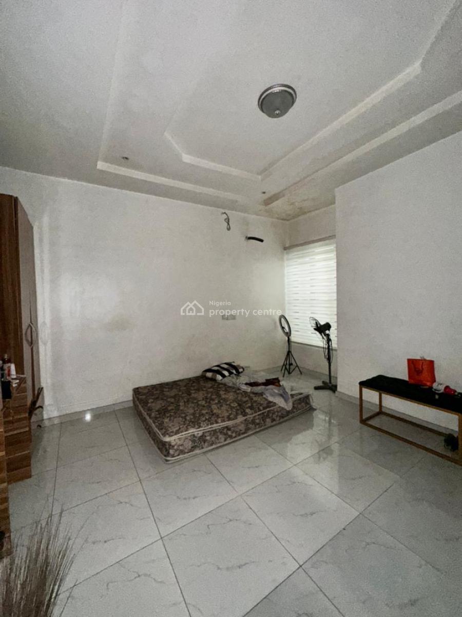 Luxury 4bedroom, Chevron Drive, Lekki, Lagos, Terraced Duplex for Rent