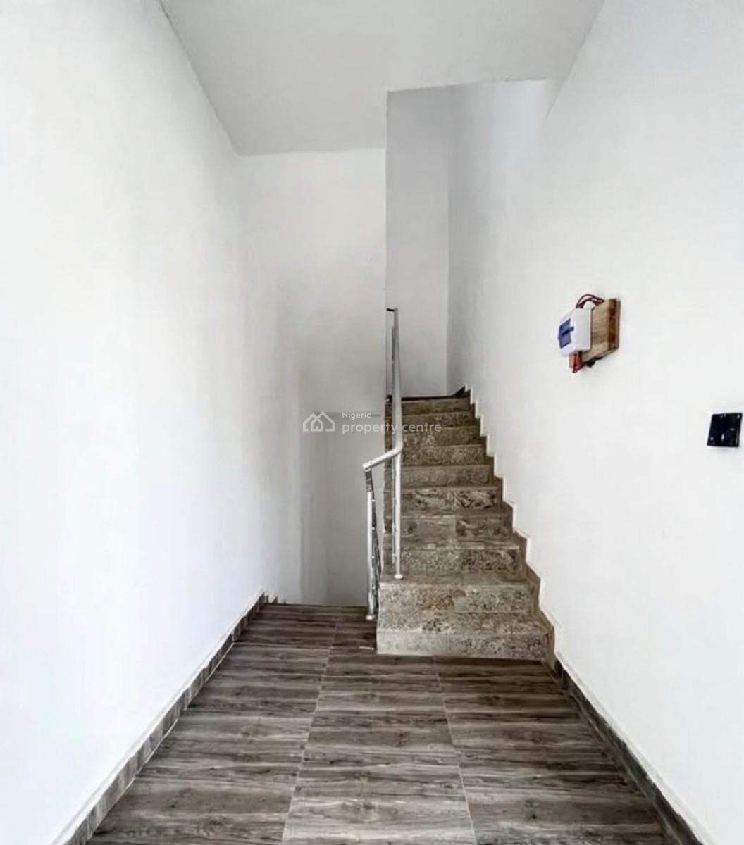 Luxury 3 Bedroom Apartment with Bq, Ilaje, Ilaje, Ajah, Lagos, Block of Flats for Sale