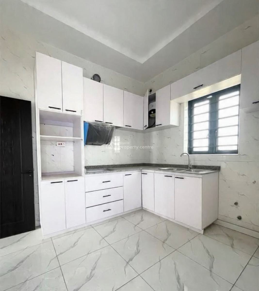 Luxury 3 Bedroom Apartment with Bq, Ilaje, Ilaje, Ajah, Lagos, Block of Flats for Sale