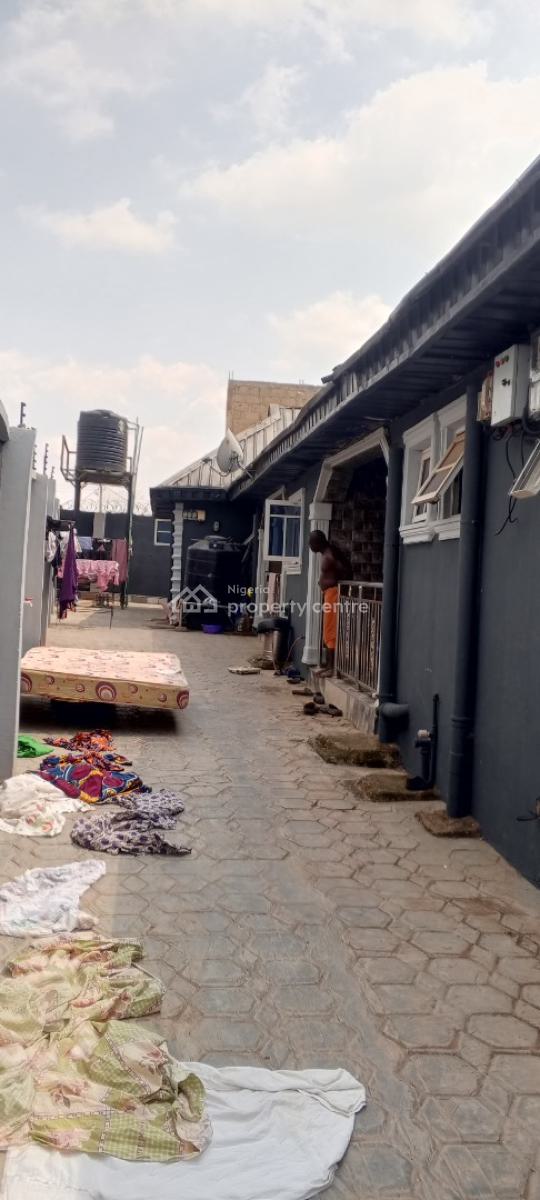 Lovely Pop 2 Bedroom Flat Ensuit, Short Drive From Ojodu Berger Lagos, Orinmerunmu, Asese, Ibafo, Ogun, Flat / Apartment for Rent