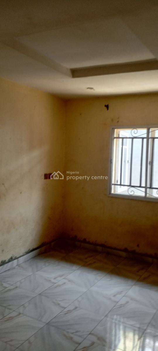 Lovely Pop 2 Bedroom Flat Ensuit, Short Drive From Ojodu Berger Lagos, Orinmerunmu, Asese, Ibafo, Ogun, Flat / Apartment for Rent