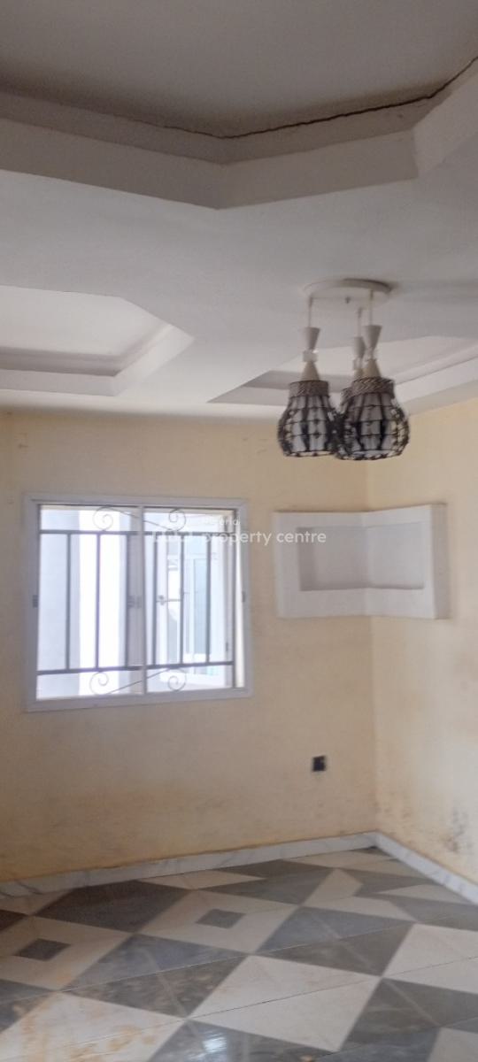 Lovely Pop 2 Bedroom Flat Ensuit, Short Drive From Ojodu Berger Lagos, Orinmerunmu, Asese, Ibafo, Ogun, Flat / Apartment for Rent