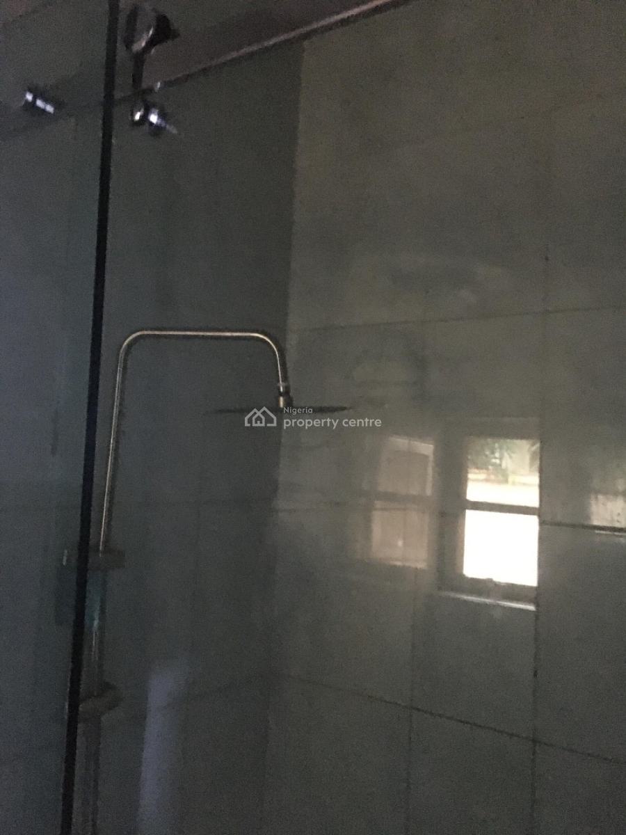 Fully Serviced 3bed Apartment + Bq Available in Lekki Phase 1, Lekki Phase 1, Lekki, Lagos, Flat / Apartment for Rent