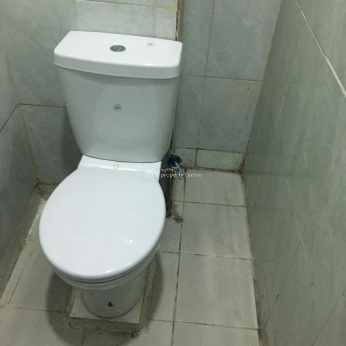 Fully Serviced 3bed Apartment + Bq Available in Lekki Phase 1, Lekki Phase 1, Lekki, Lagos, Flat / Apartment for Rent