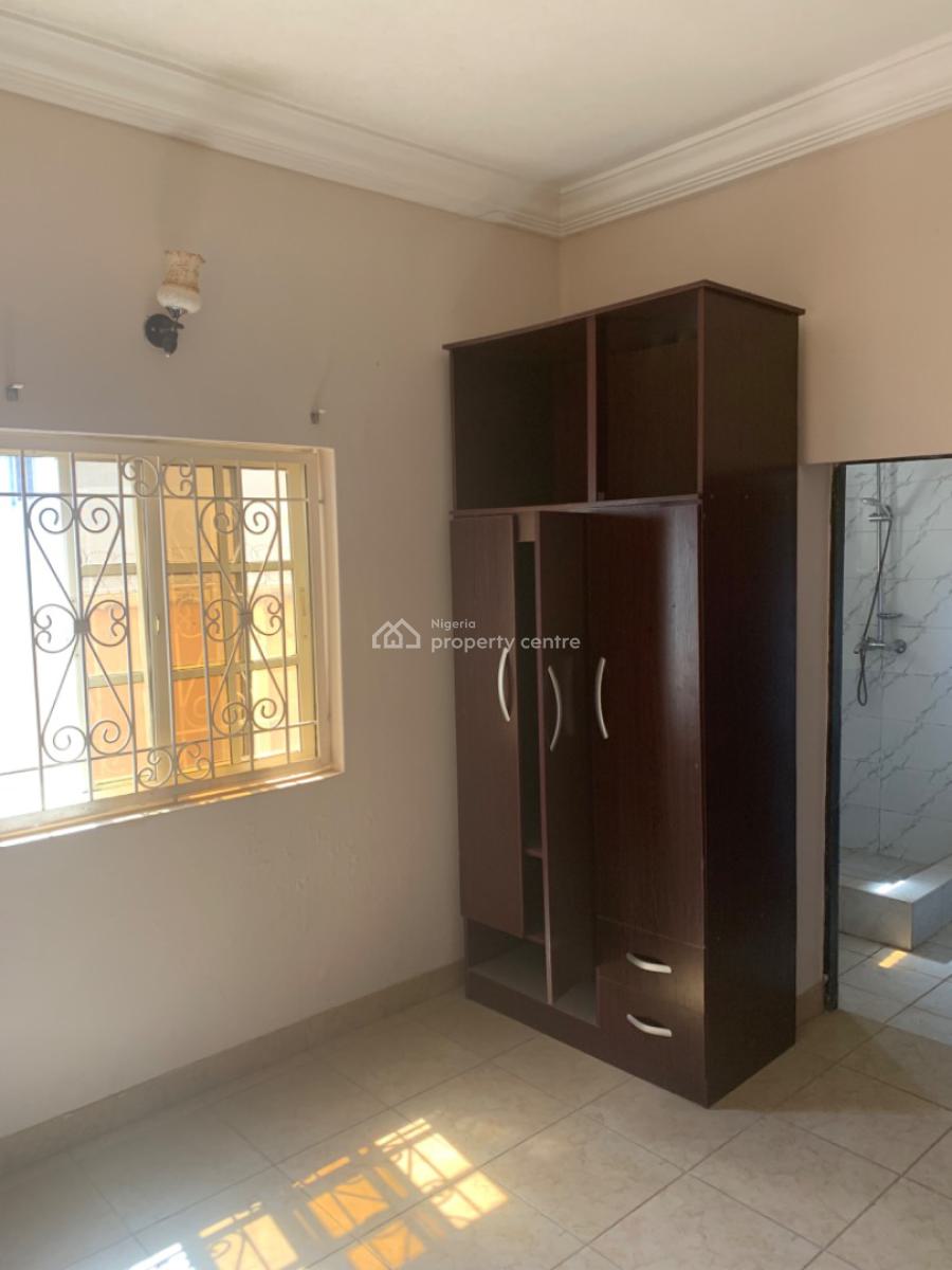 Spacious 2 Bedroom Flat on The Ground Floor, Gaduwa, Abuja, Flat / Apartment for Rent