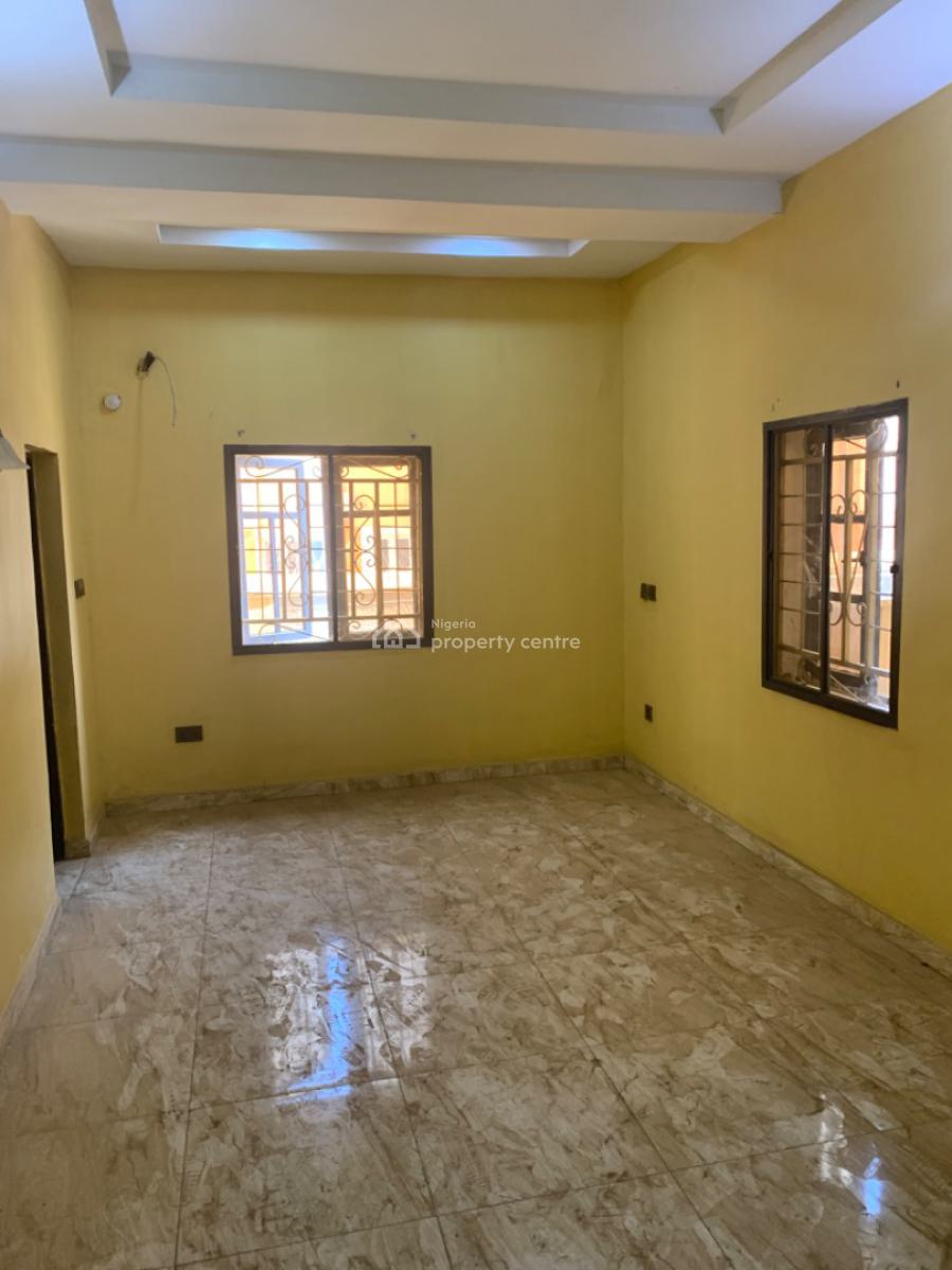 Spacious 3 Bedroom Flat on The Ground Floor, Gaduwa, Abuja, Flat / Apartment for Rent