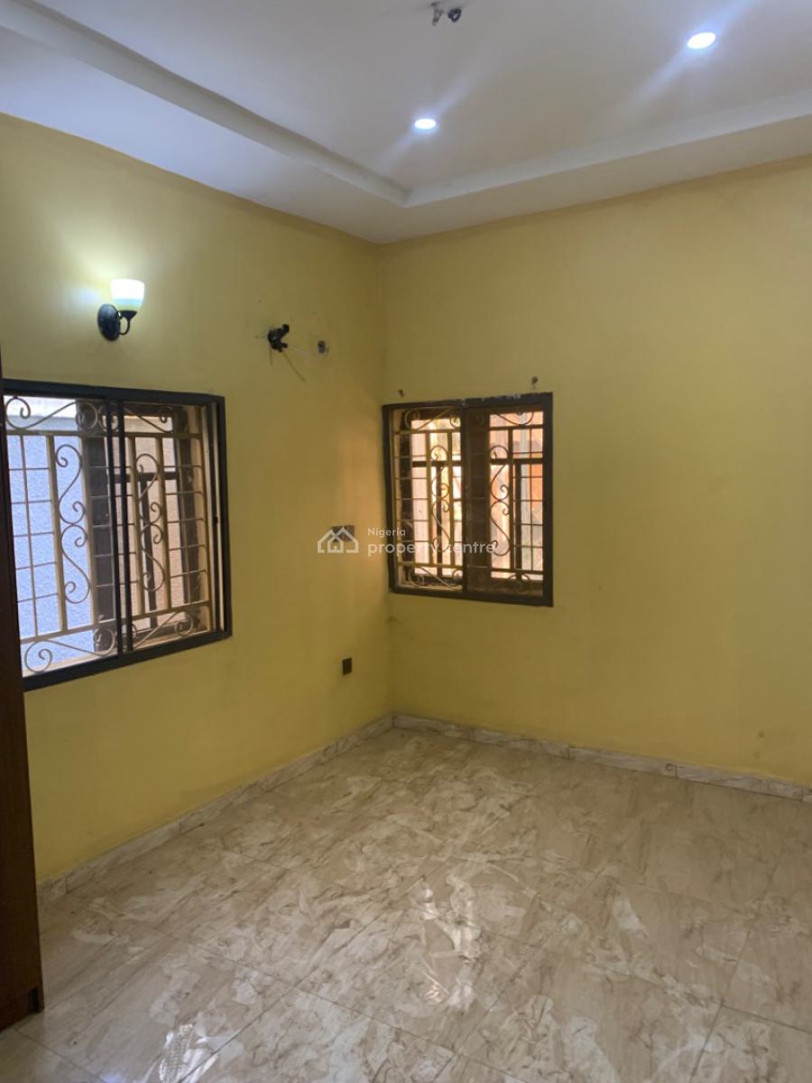 Spacious 3 Bedroom Flat on The Ground Floor, Gaduwa, Abuja, Flat / Apartment for Rent