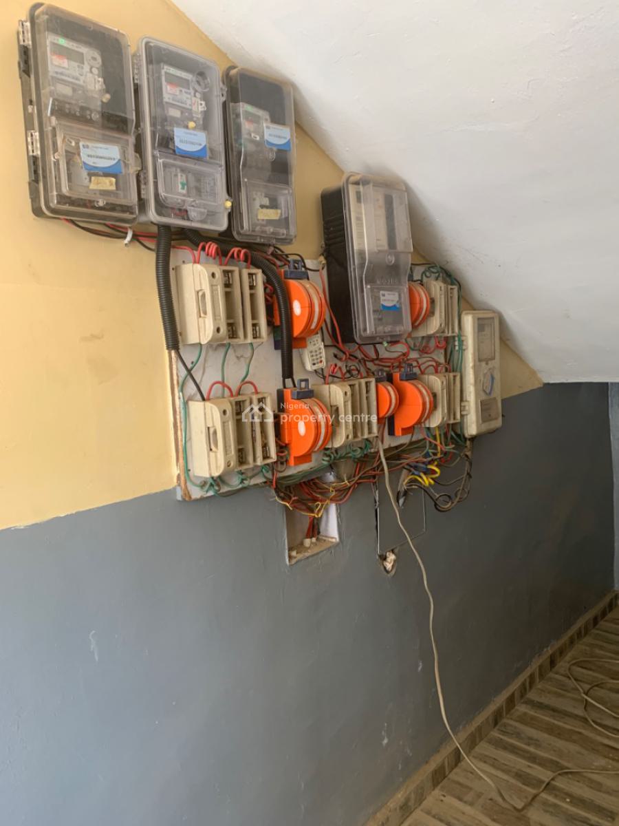 Spacious 3 Bedroom Flat on The Ground Floor, Gaduwa, Abuja, Flat / Apartment for Rent