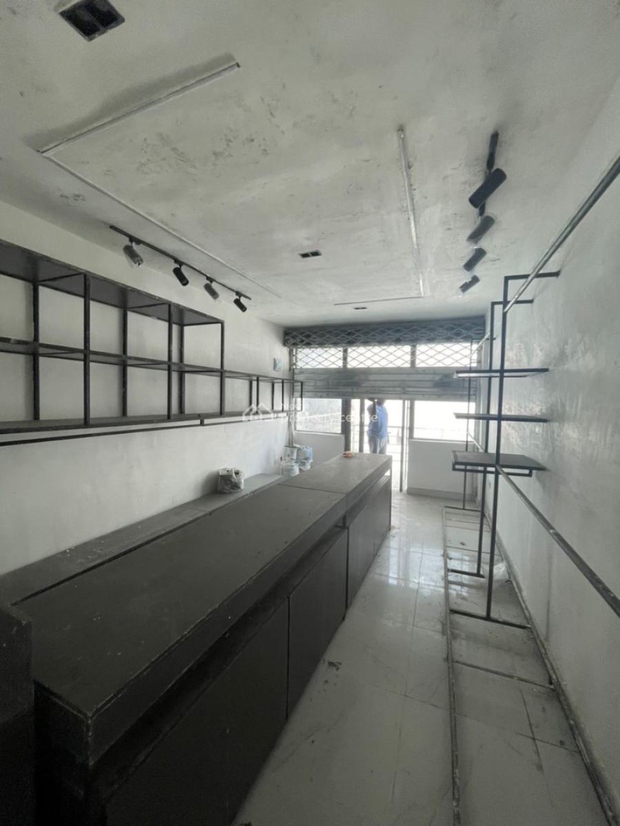 Luxury Shop, Igbo-efon Directly Facing The Express, Igbo Efon, Lekki, Lagos, Shop for Rent