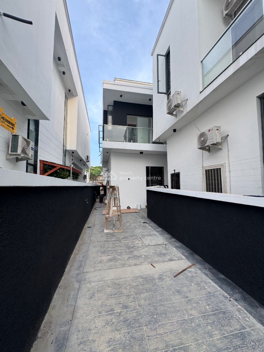 Four Bedroom Semi Detached Duplex with Bq, Chevron, Lekki, Lagos, Semi-detached Duplex for Rent