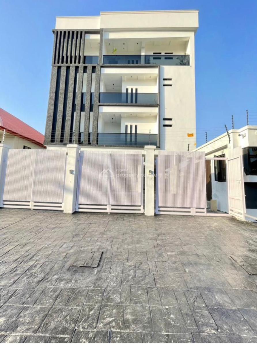 Luxury 4bedroom Maisonette, Lekki Phase 1, Lekki, Lagos, Flat / Apartment for Sale