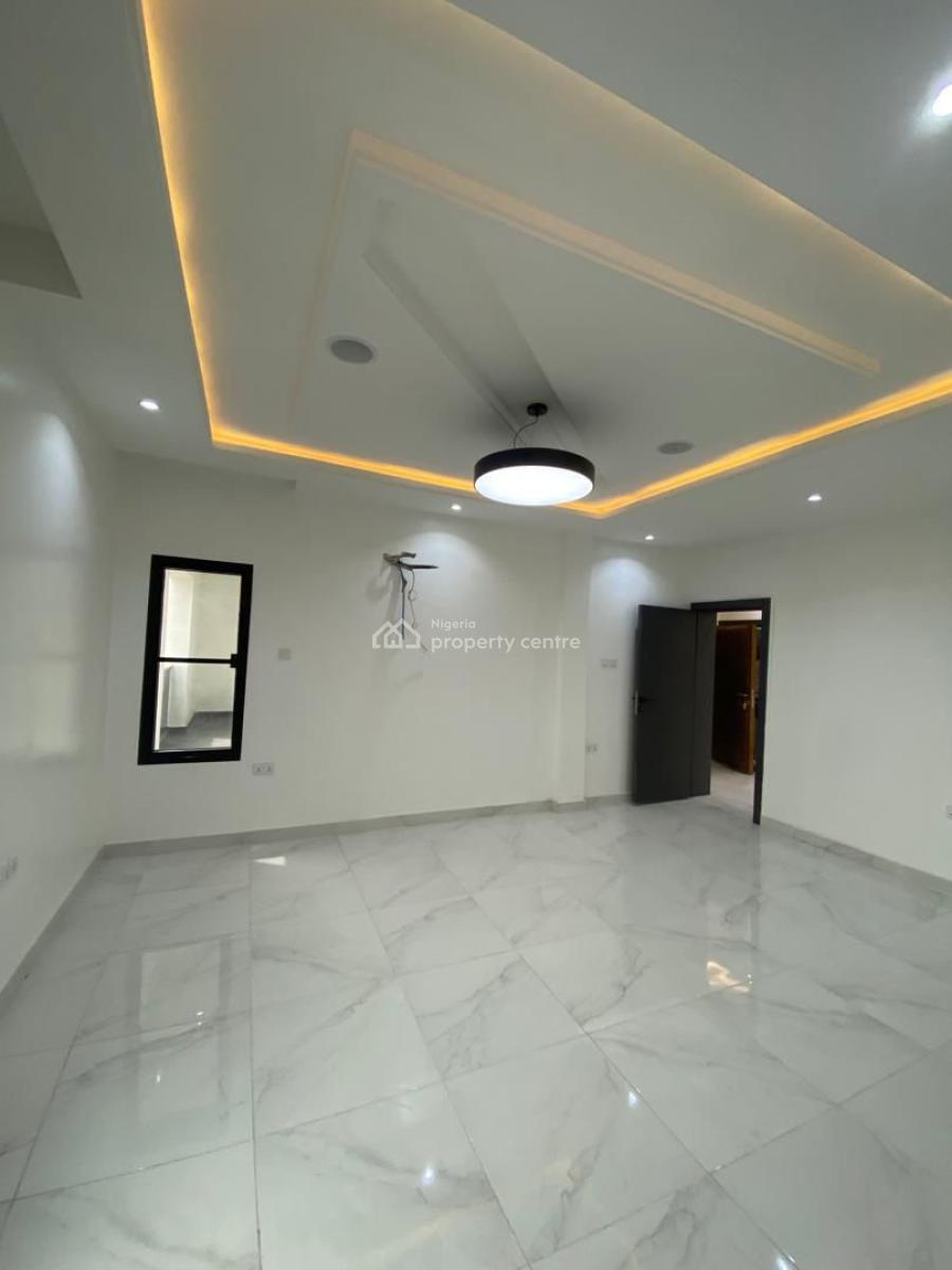 Luxury 4bedroom Maisonette, Lekki Phase 1, Lekki, Lagos, Flat / Apartment for Sale