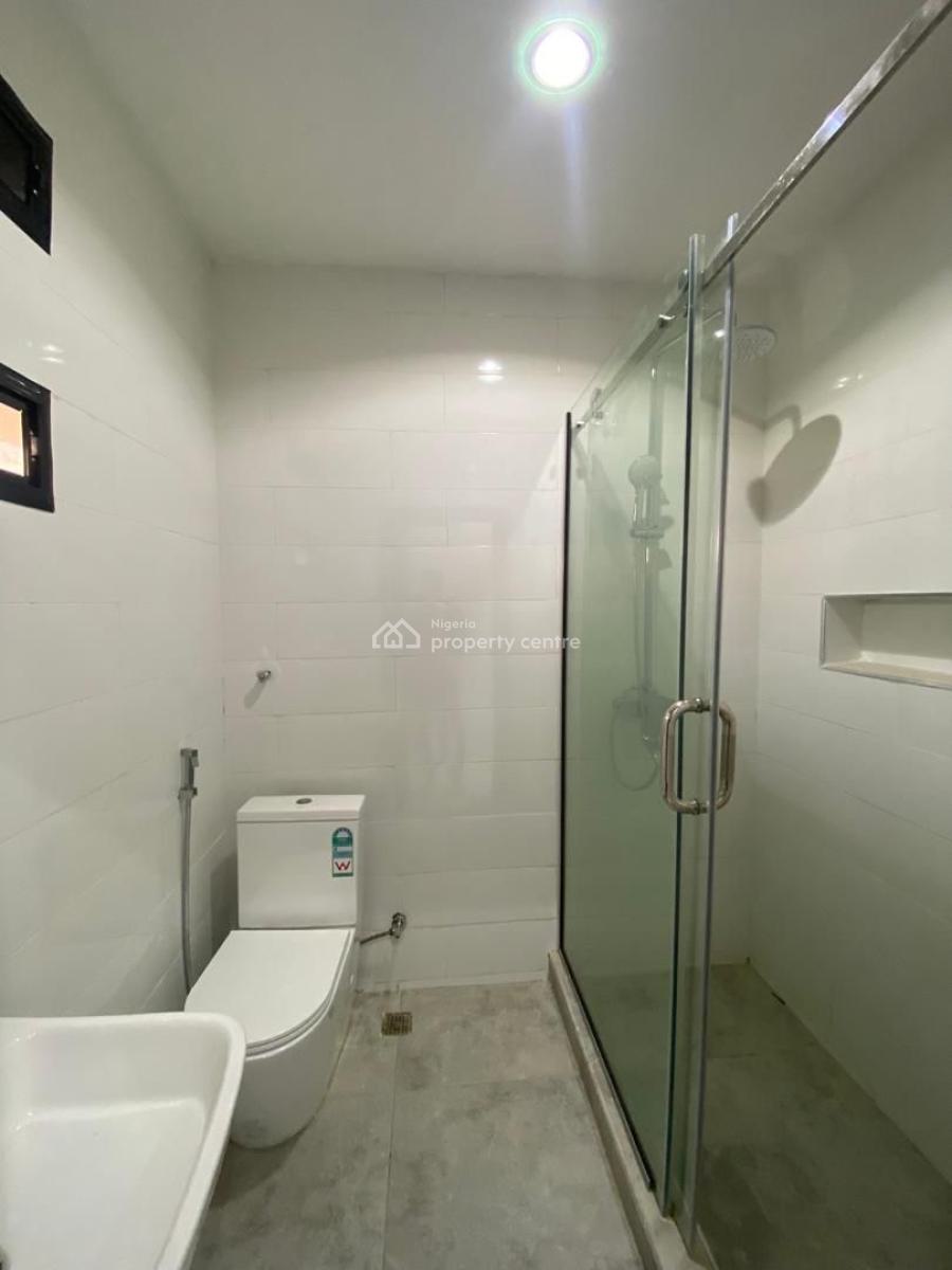 Luxury 4bedroom Maisonette, Lekki Phase 1, Lekki, Lagos, Flat / Apartment for Sale
