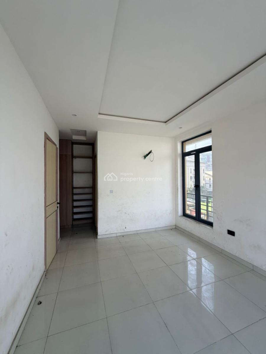 Luxury 4bed Maisonette Available for Both Residential and Commercial, Lekki Phase 1, Lekki, Lagos, Flat / Apartment for Rent