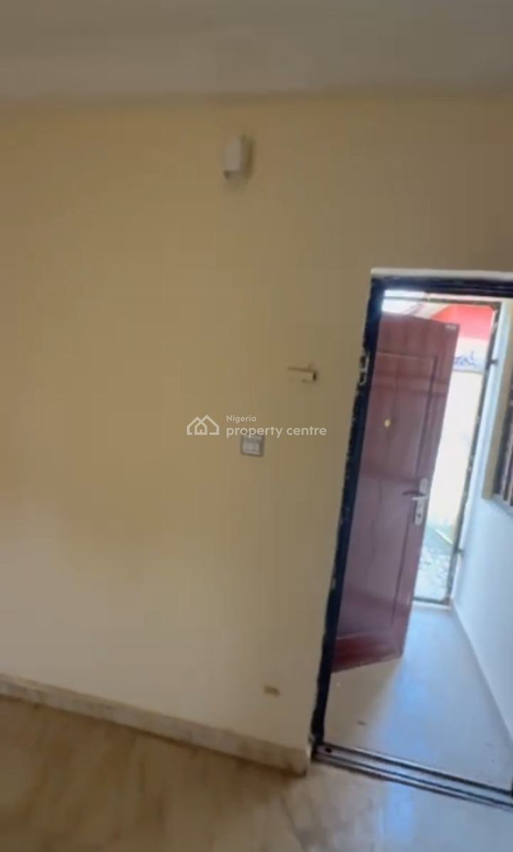 Big Sweet Self-contained, Trademore Phase 2, Lugbe District, Abuja, Self Contain (single Rooms) for Rent