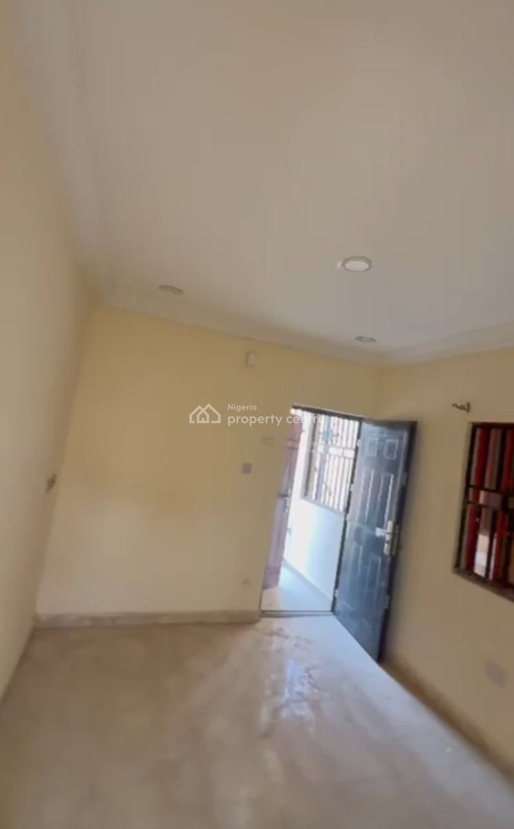 Big Sweet Self-contained, Trademore Phase 2, Lugbe District, Abuja, Self Contain (single Rooms) for Rent