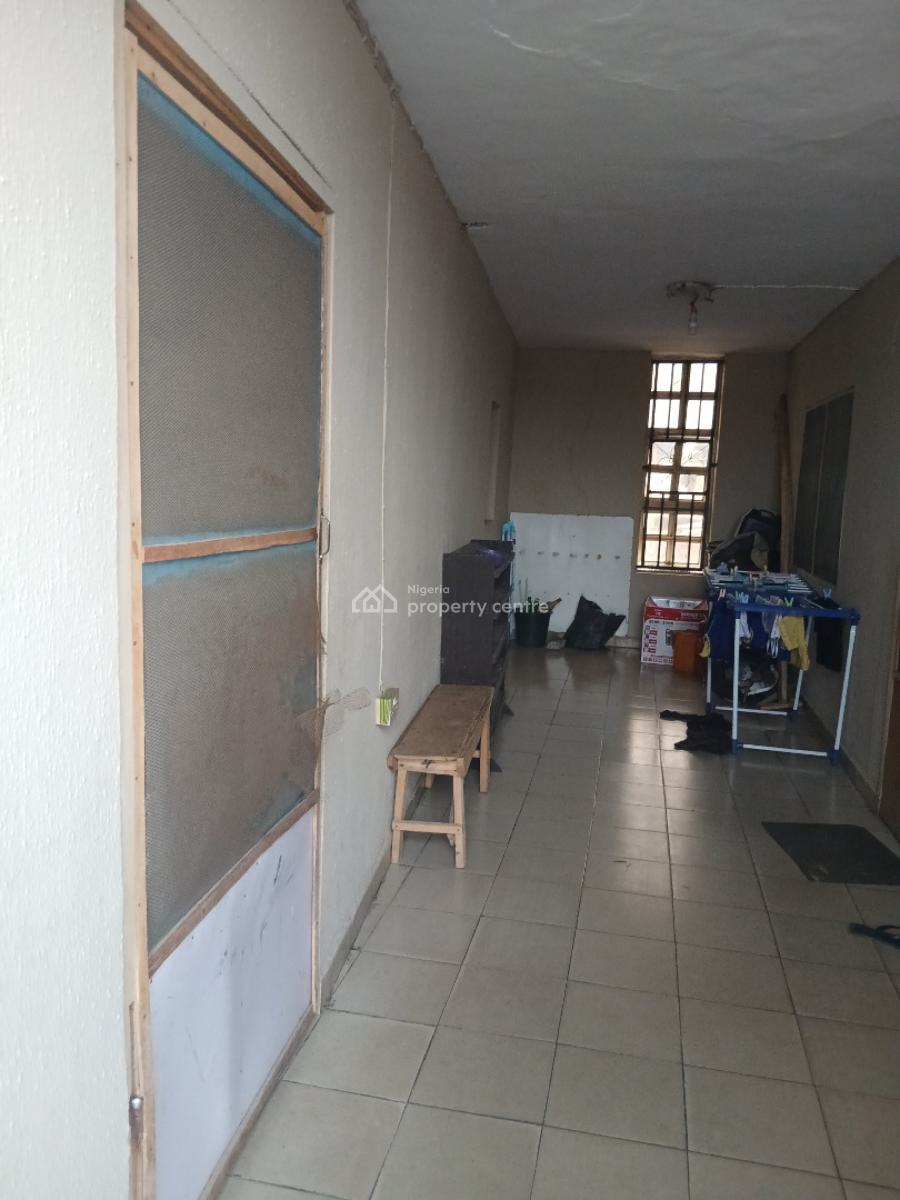 Beautiful Executive Standard Mini Flat, Shomolu, Lagos, Mini Flat (room and Parlour) for Rent