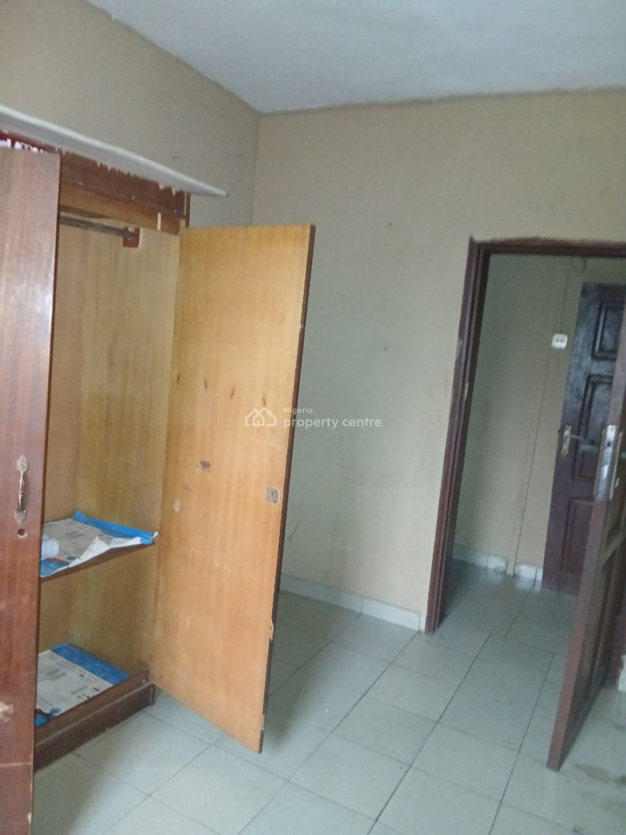 Beautiful Executive Standard Mini Flat, Shomolu, Lagos, Mini Flat (room and Parlour) for Rent