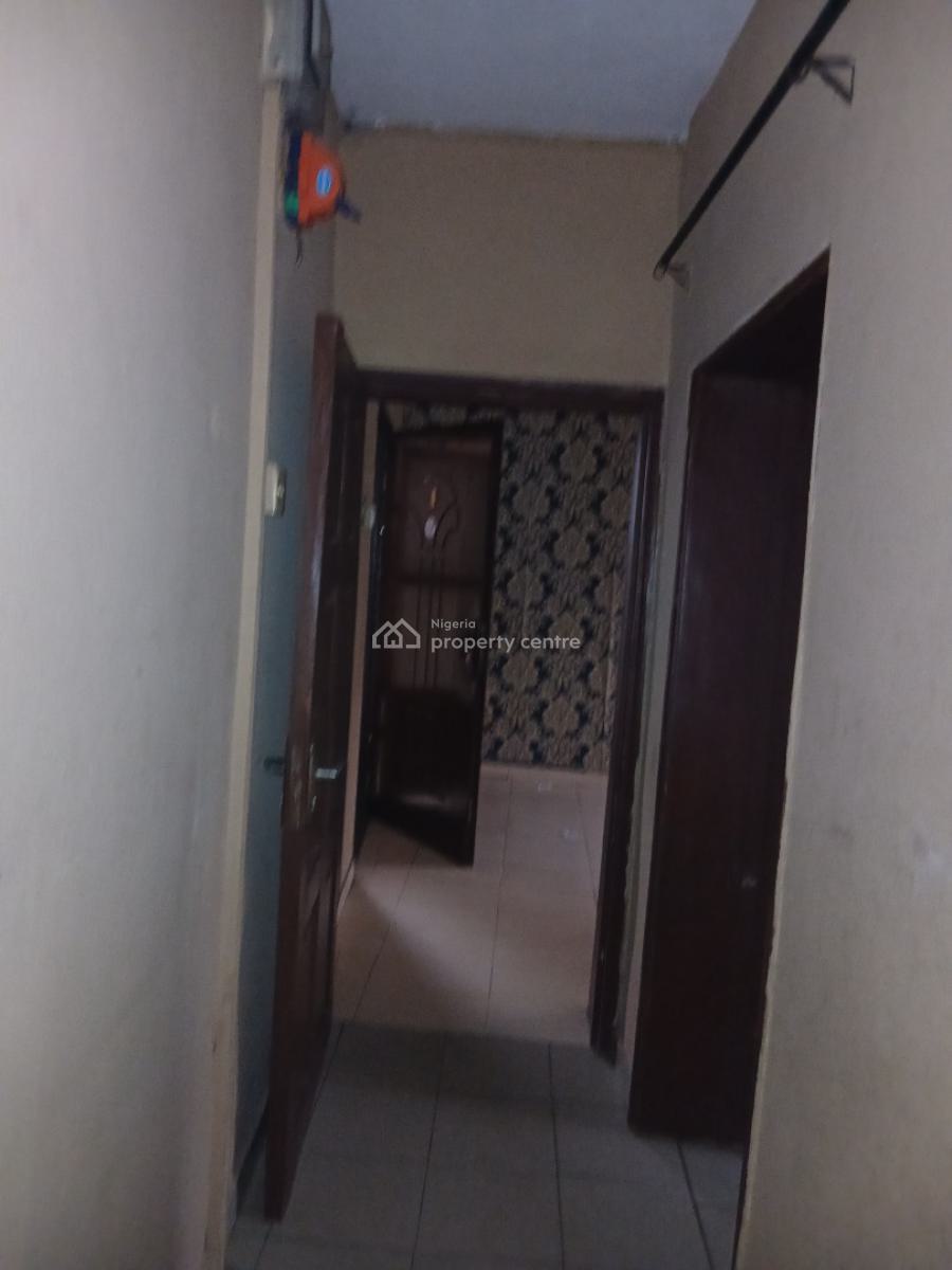 Beautiful Executive Standard Mini Flat, Shomolu, Lagos, Mini Flat (room and Parlour) for Rent