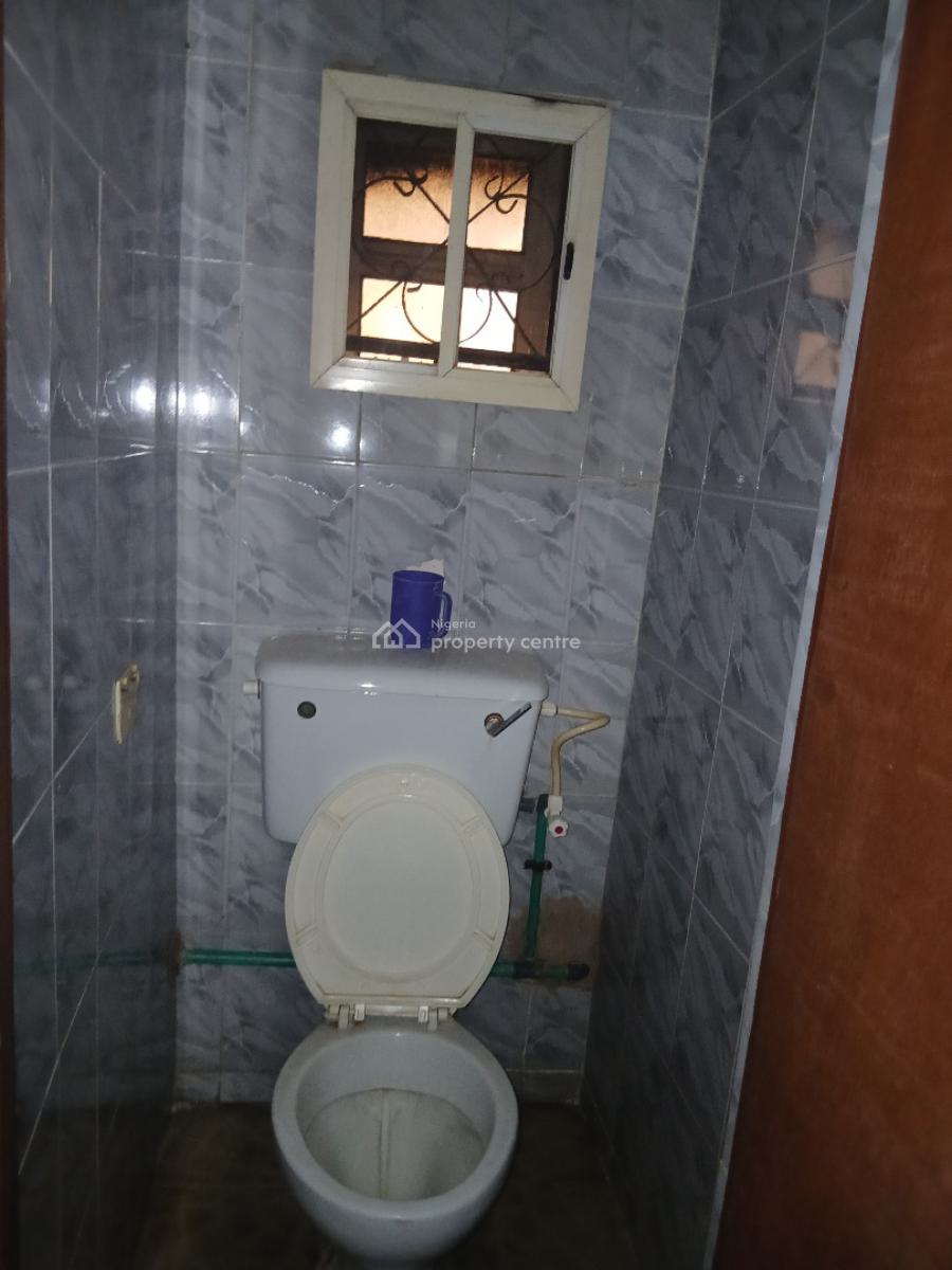 Beautiful Executive Standard Mini Flat, Shomolu, Lagos, Mini Flat (room and Parlour) for Rent