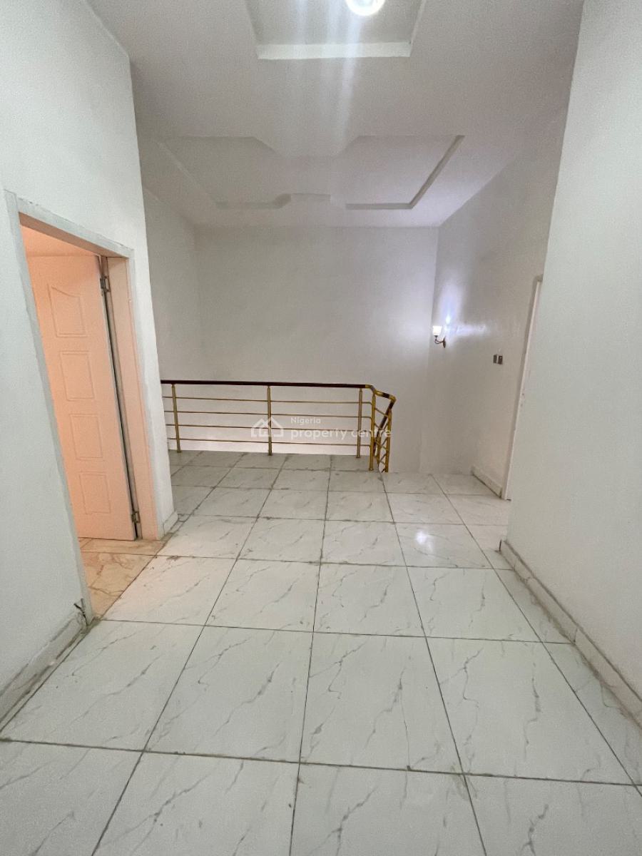 a 4bedroom Terrace Duplex, Ikota Gra, Ikota, Lekki, Lagos, Terraced Duplex for Sale