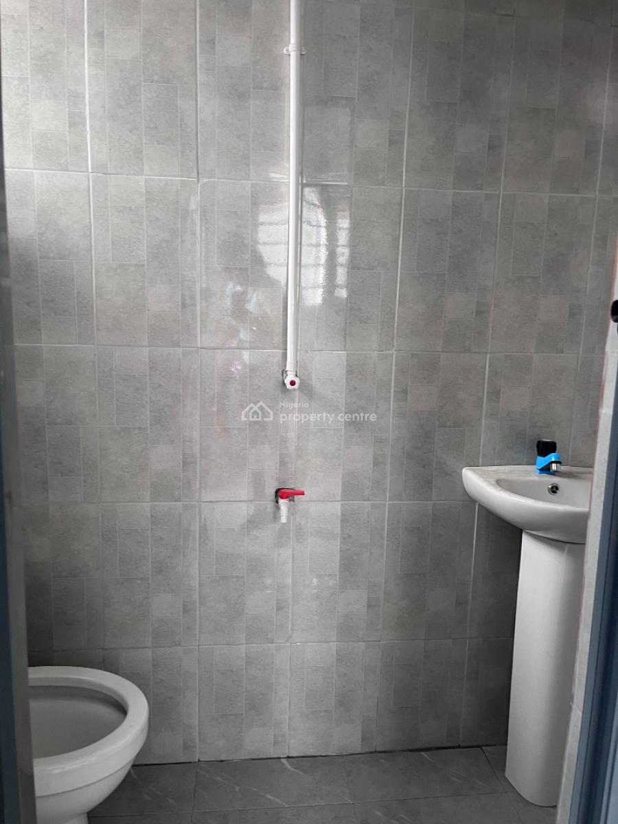 2 Bedroom Flat, United Estate Sangotedo, Sangotedo, Ajah, Lagos, Flat / Apartment for Rent