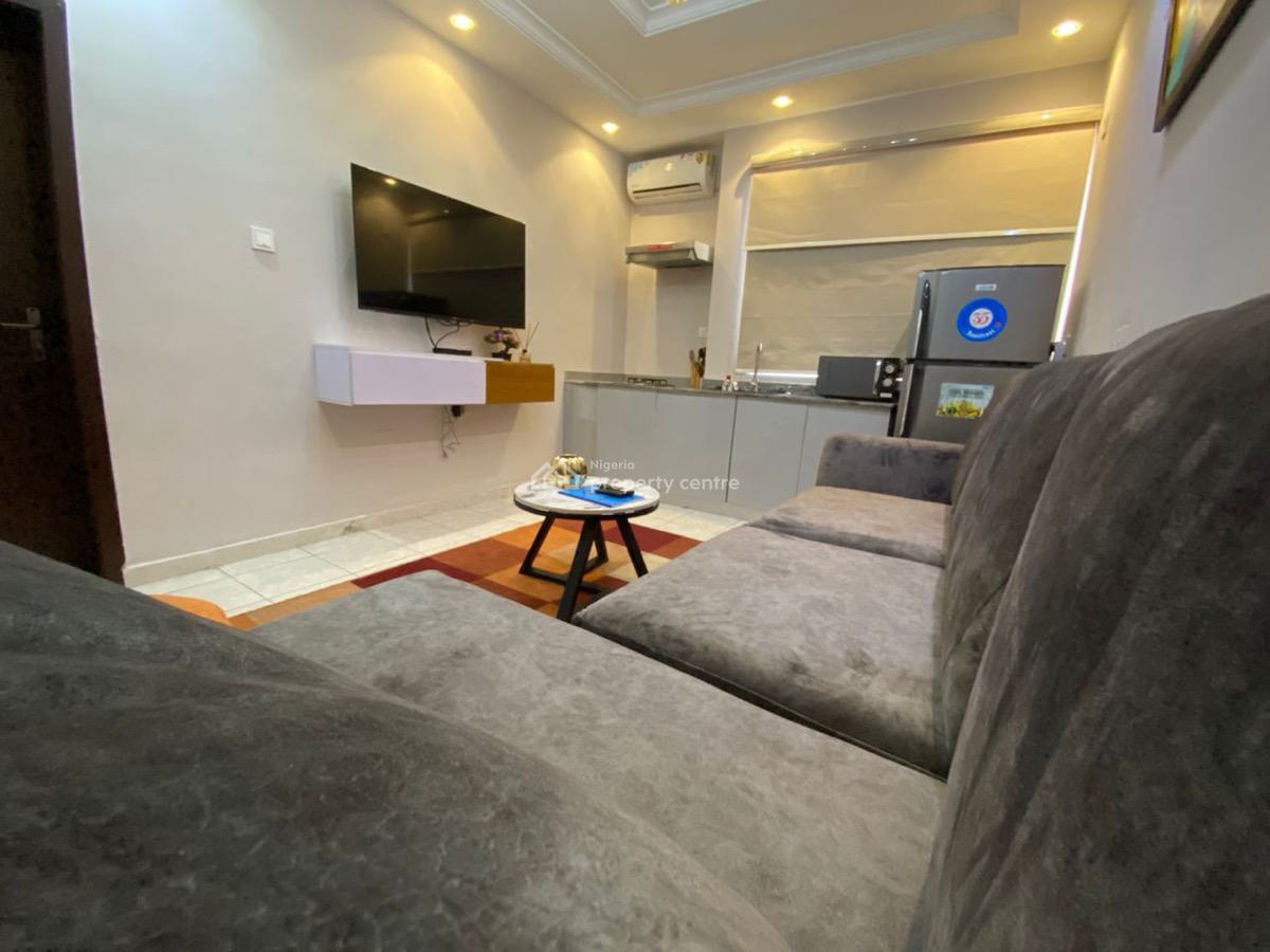 Fully Furnished Standard and Clean Mini Flat Upstairs @lekki Phase 1, Lekki Phase 1, Lekki, Lagos, Mini Flat (room and Parlour) for Rent