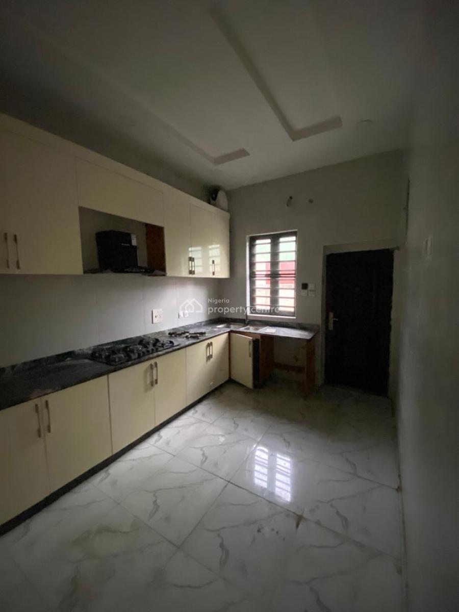 4 Bedrooms, Orchid Road, Lekki, Lagos, Terraced Duplex for Rent