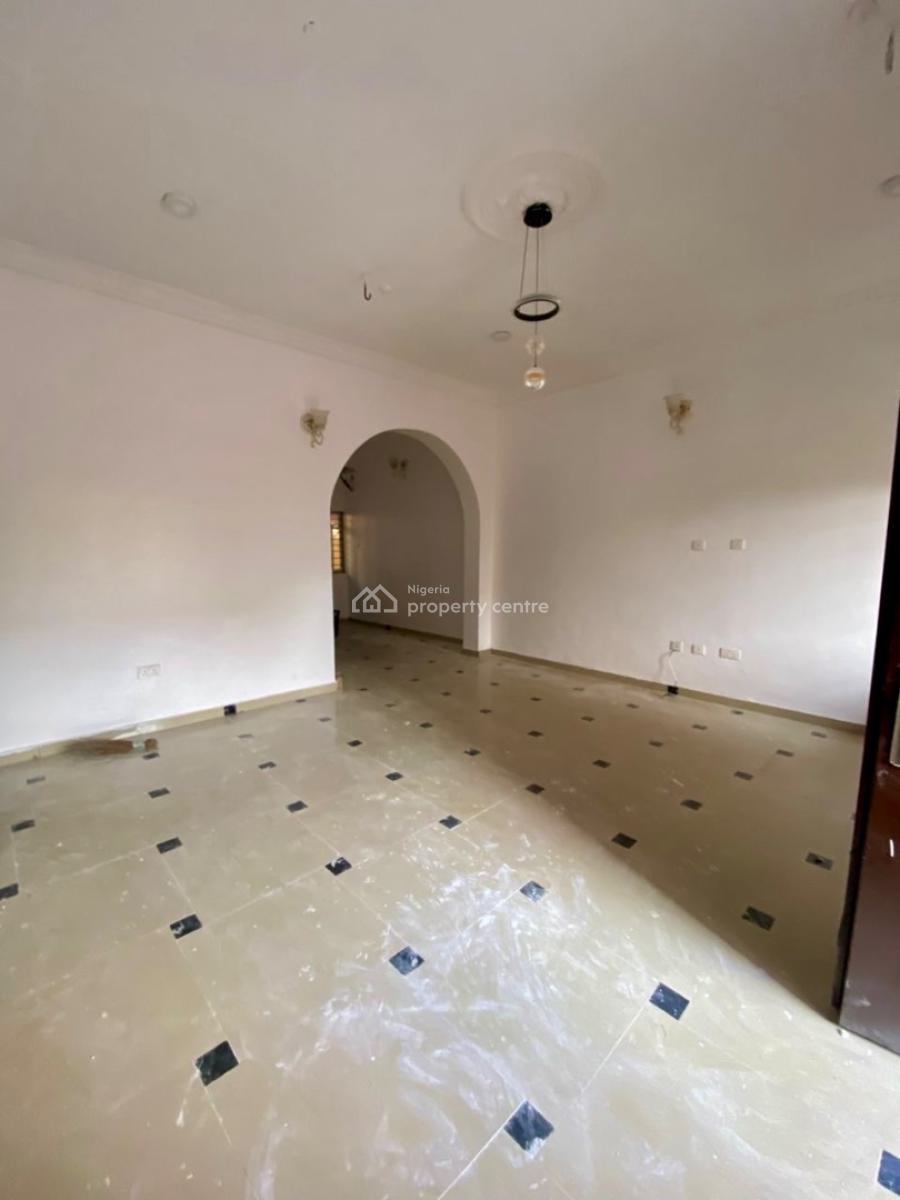 Just in: Spacious, Via Thera Annex, Sangotedo, Ajah, Lagos, Flat / Apartment for Rent