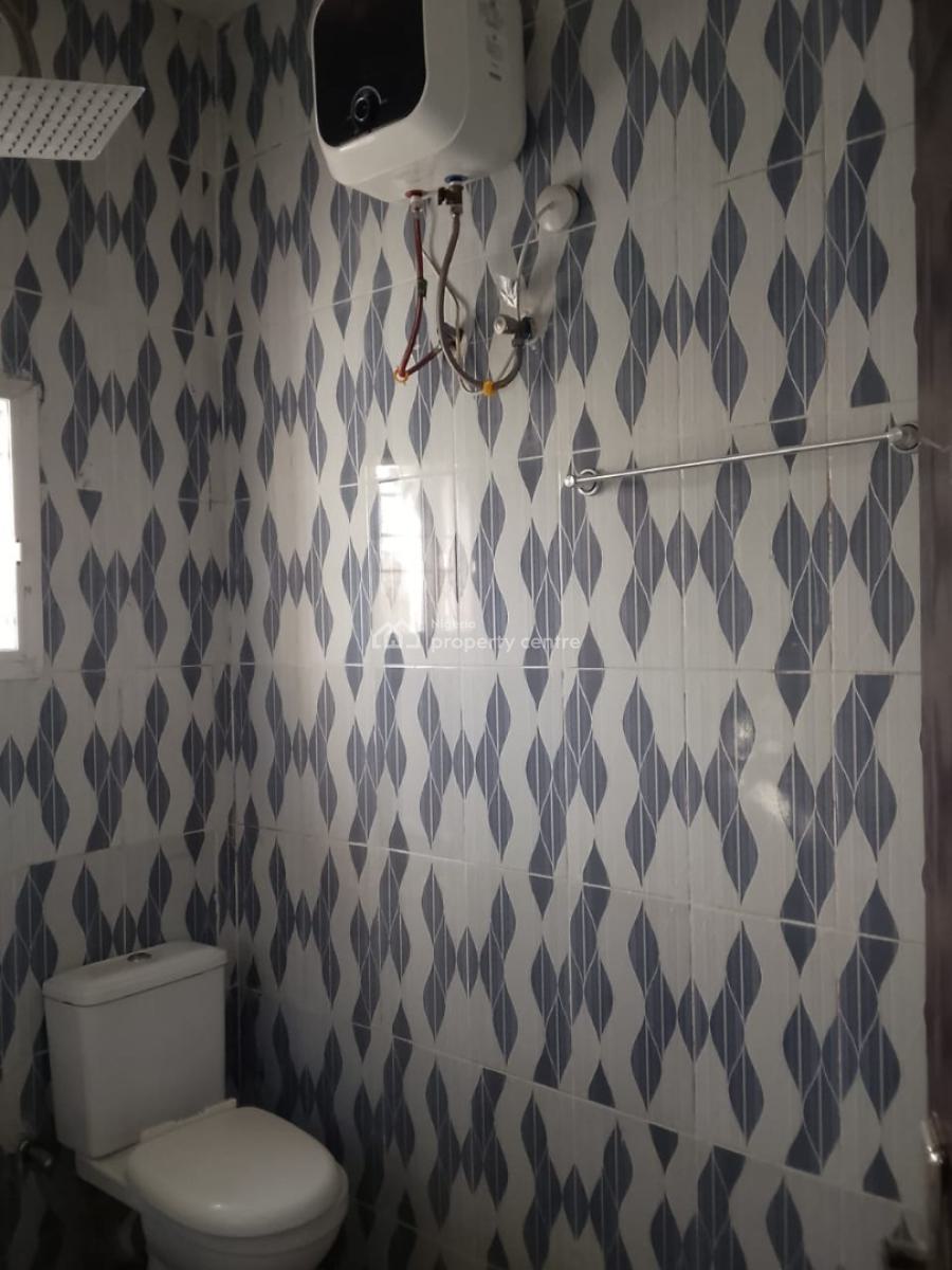 Smart 3 Bedroom Apartment, Estate Behind Dunamis Glory Dome, Lugbe District, Abuja, Flat / Apartment for Rent