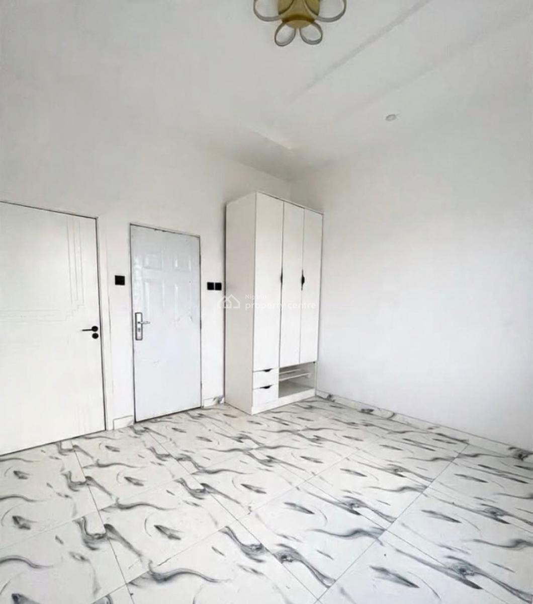 Lovely 3 Bedroom Apartment with Bq, Badore, Badore, Ajah, Lagos, Block of Flats for Sale