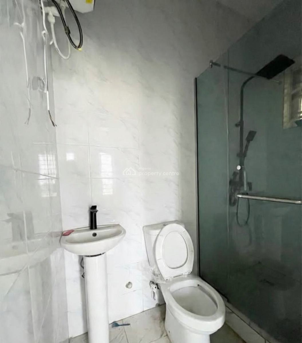 Lovely 3 Bedroom Apartment with Bq, Badore, Badore, Ajah, Lagos, Block of Flats for Sale