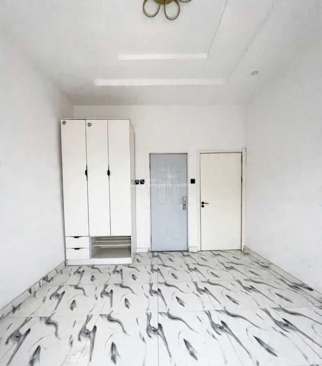 Lovely 3 Bedroom Apartment with Bq, Badore, Badore, Ajah, Lagos, Block of Flats for Sale