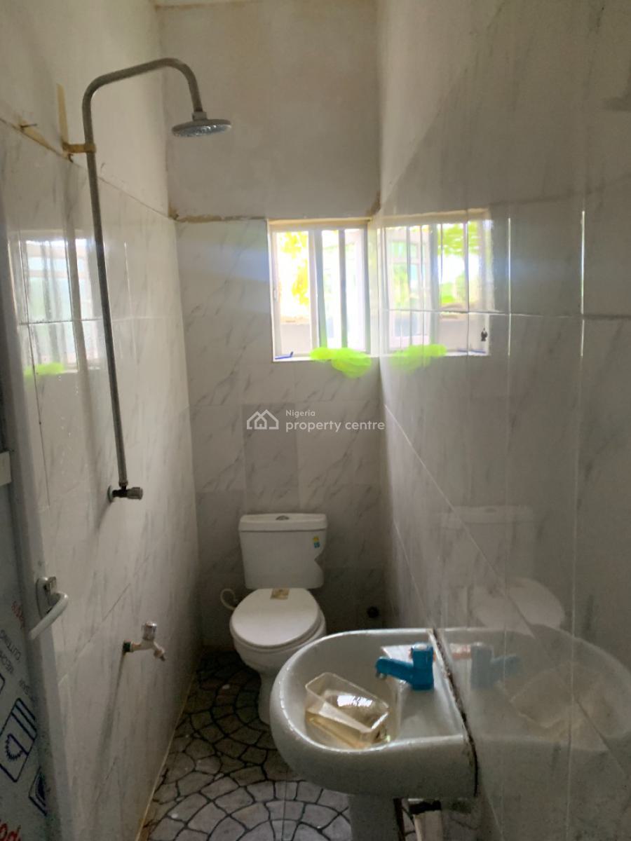 Tastefully Renovated 2 Bedroom with Dinning, Abijo, Victory Villa Estate, Ajah, Lagos, Flat / Apartment for Rent