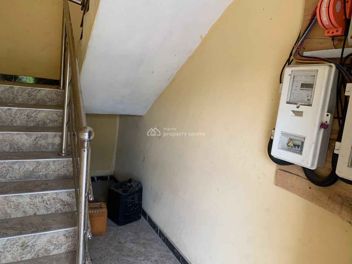 Tastefully Renovated 2 Bedroom with Dinning, Abijo, Victory Villa Estate, Ajah, Lagos, Flat / Apartment for Rent