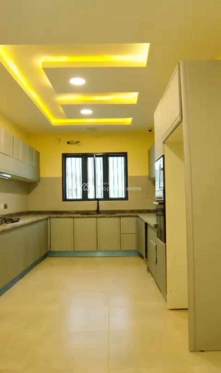 Smart *4-bedroom Detached Duplex* with 2 Rooms Bq., Royal Garden Estate Ajah Lagos., Ajah, Lagos, Detached Duplex for Sale