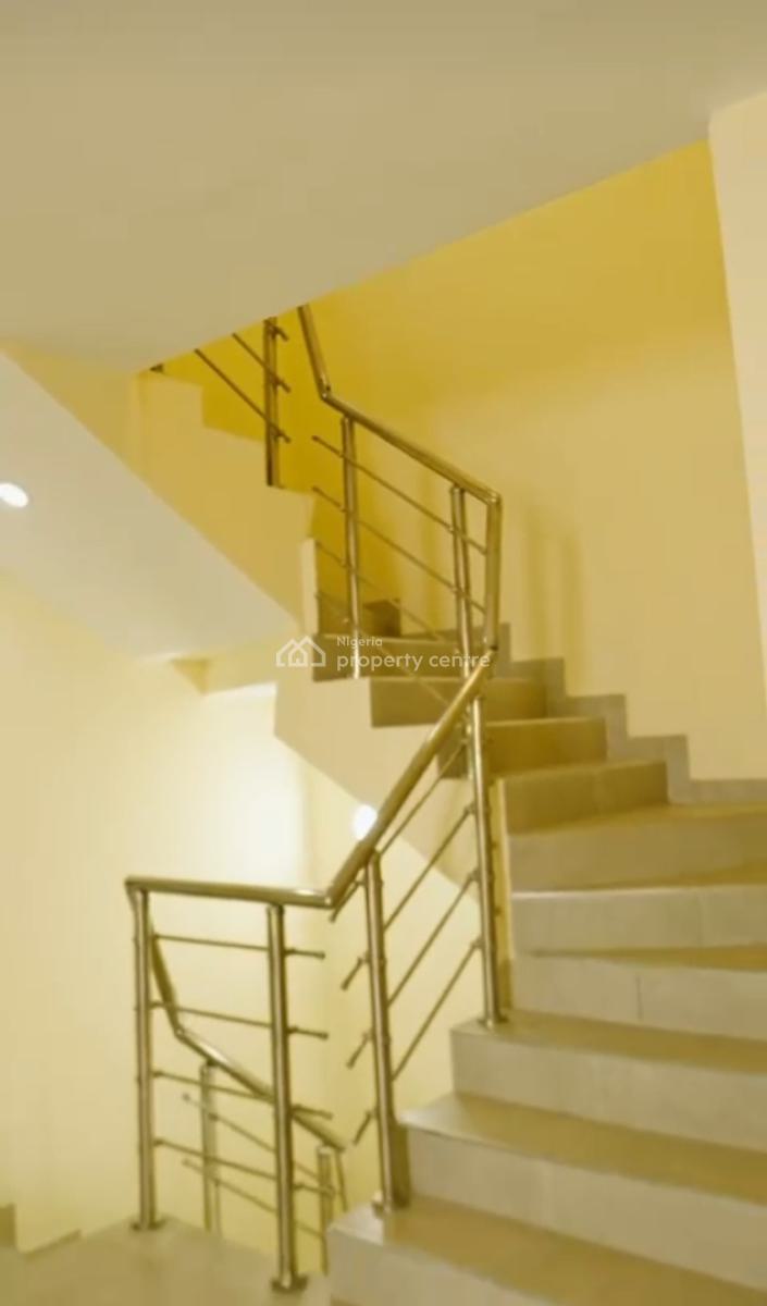 Smart *4-bedroom Detached Duplex* with 2 Rooms Bq., Royal Garden Estate Ajah Lagos., Ajah, Lagos, Detached Duplex for Sale